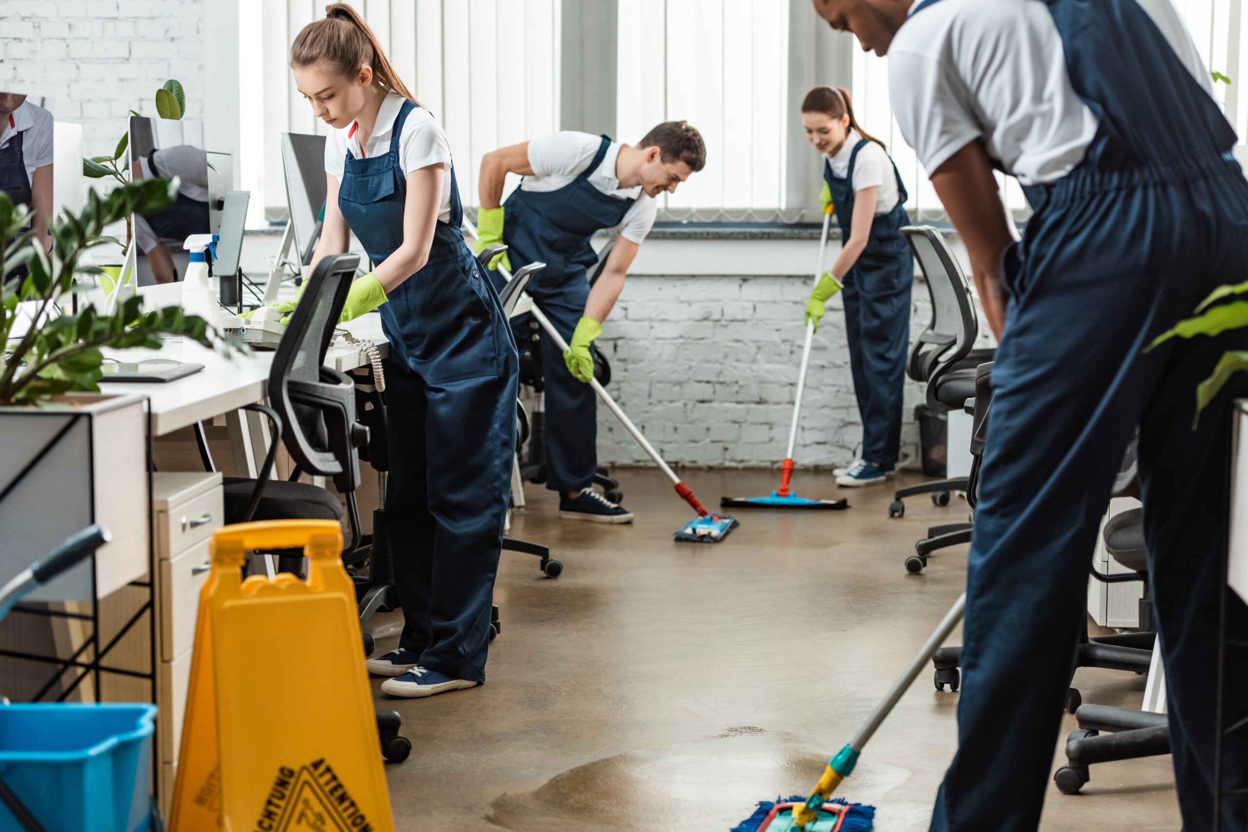 Unterhaltsreinigung Neuwied – Cucka Clean Unterhaltsreinigung von Büro- und Gewerberäumen durch Reinigungskräfte